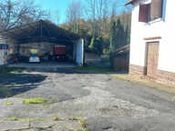Immeuble avec dépendances — photo 3