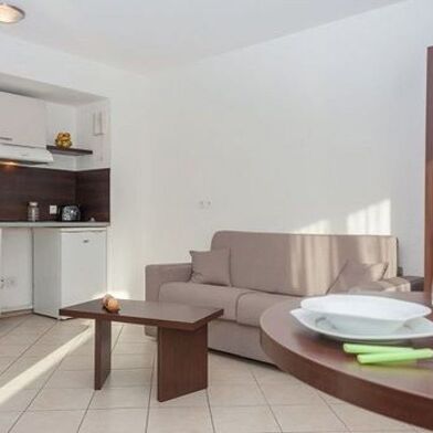 Appartement 2 pièces 80244 €