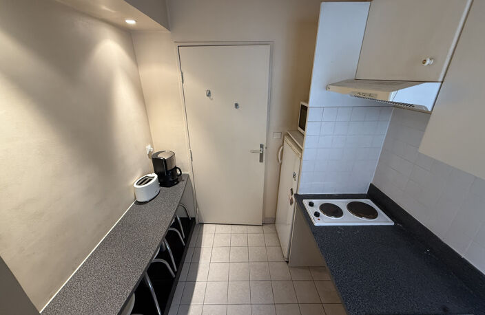 Vente Appartement 2 pièces de 32m2 avec CAVE- 75015 Paris — photo 5