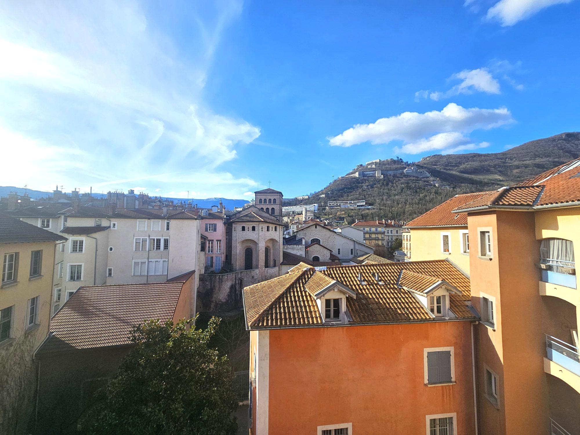 Appartement 2 pièces  à louer Grenoble 38000