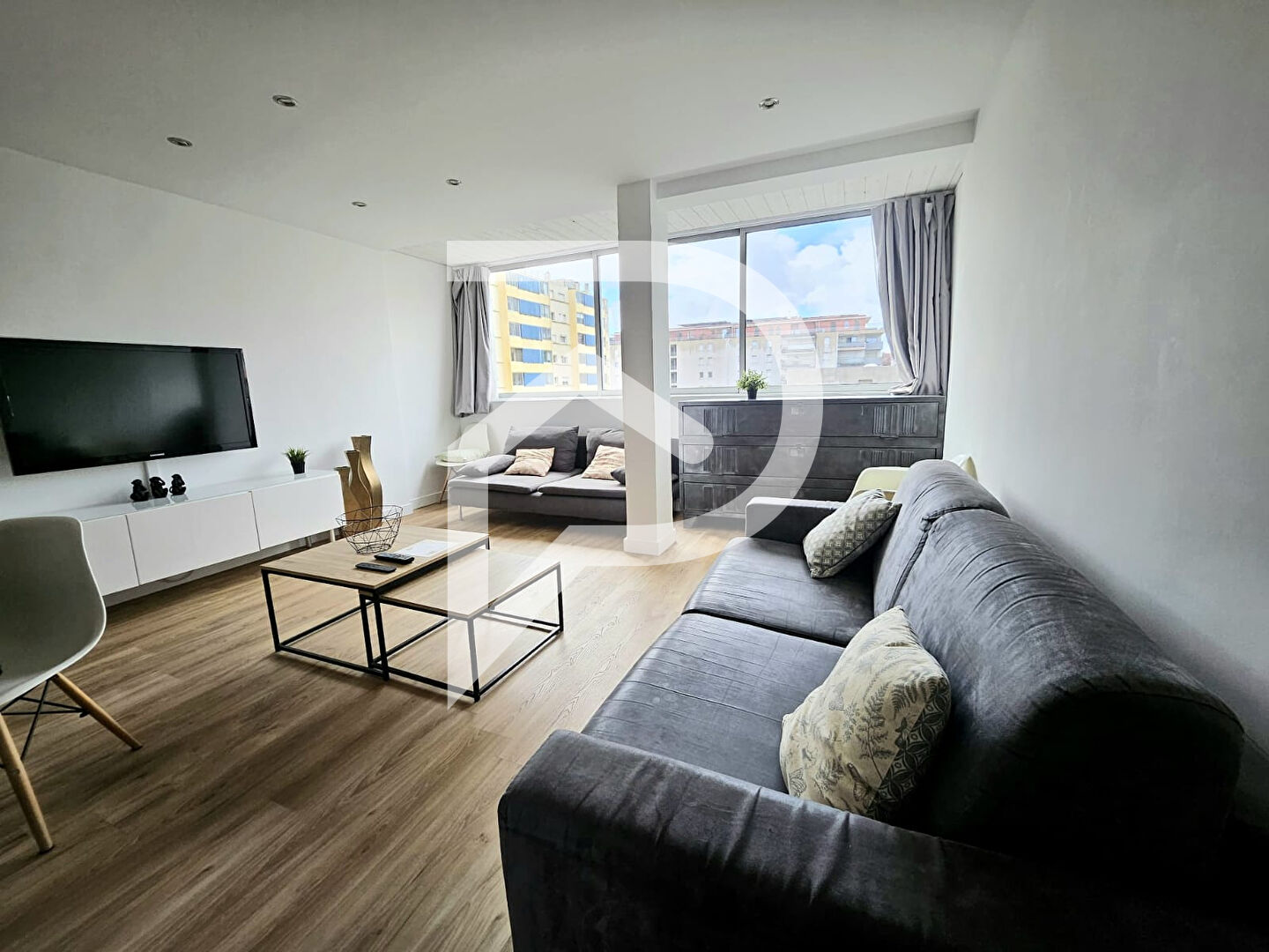 Appartement 5 pièces  à vendre Lavandou (Le) 83980
