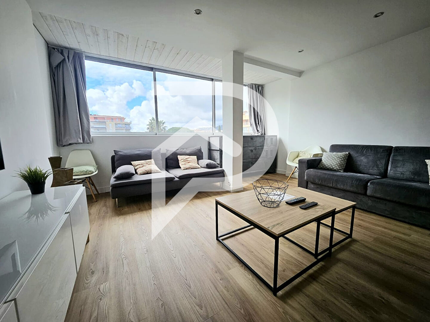 Appartement 5 pièces  à vendre Lavandou (Le) 83980