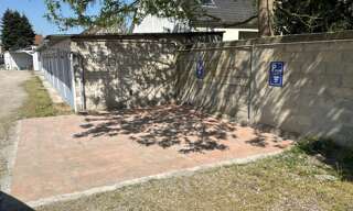 Garage  12 m² à louer à Franconville (95130)