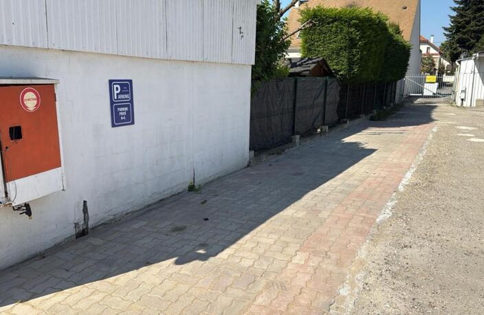 Parking extérieur sécurisé à louer — photo 2