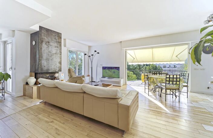 Villa Cimiez 6 pièces . Jardin 1000 m2 — photo 2