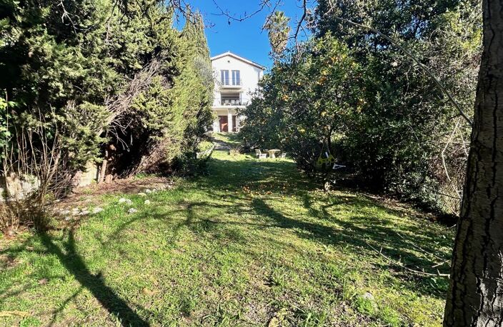 Villa Cimiez 6 pièces . Jardin 1000 m2 — photo 3
