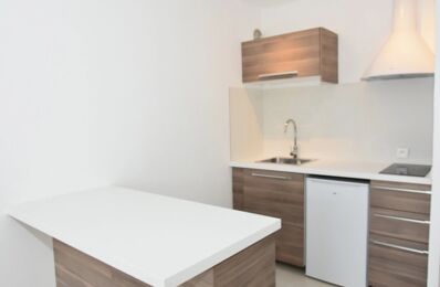 location appartement 700 € CC /mois à proximité de Mouans-Sartoux (06370)