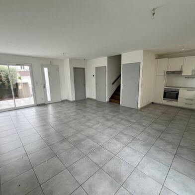 Maison 4 pièces 250000 €