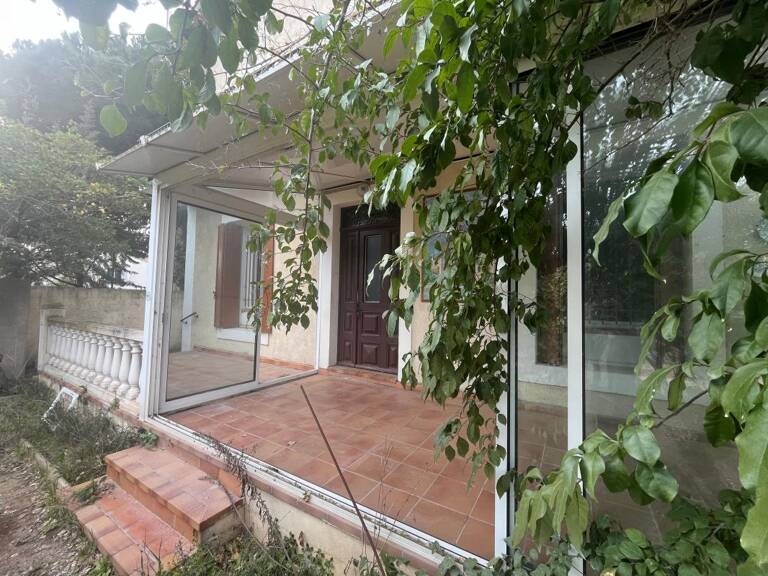 Maison familiale avec jardin — photo 1