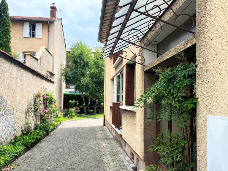 Appartement À Vendre — photo 1
