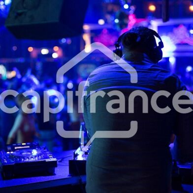 Commerce 10 pièces 750000 €