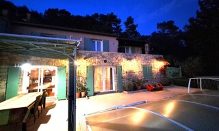 Maison 8 Pièces 183 m² à vendre à Vins-sur-Caramy (83170)