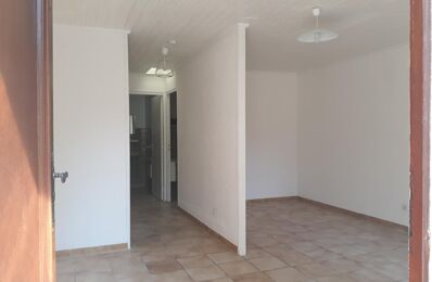 location appartement 410 € CC /mois à proximité de Saint-Rémy-de-Provence (13210)