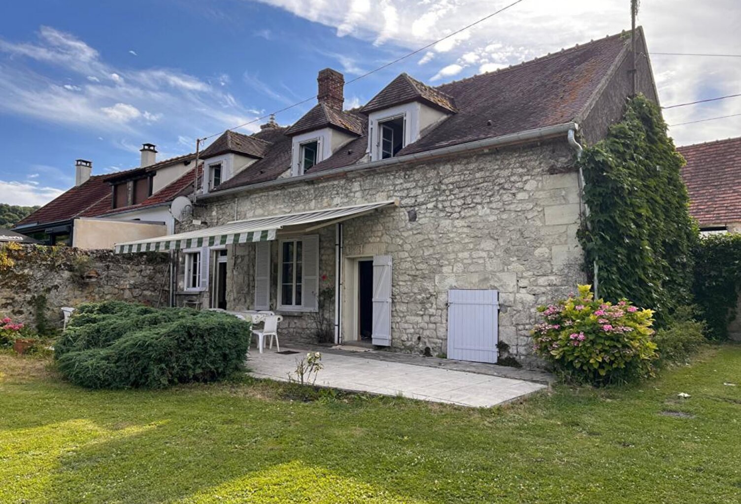 EXCLUSIVITÉ SAINT VAAST DE LONGMONT — photo 1