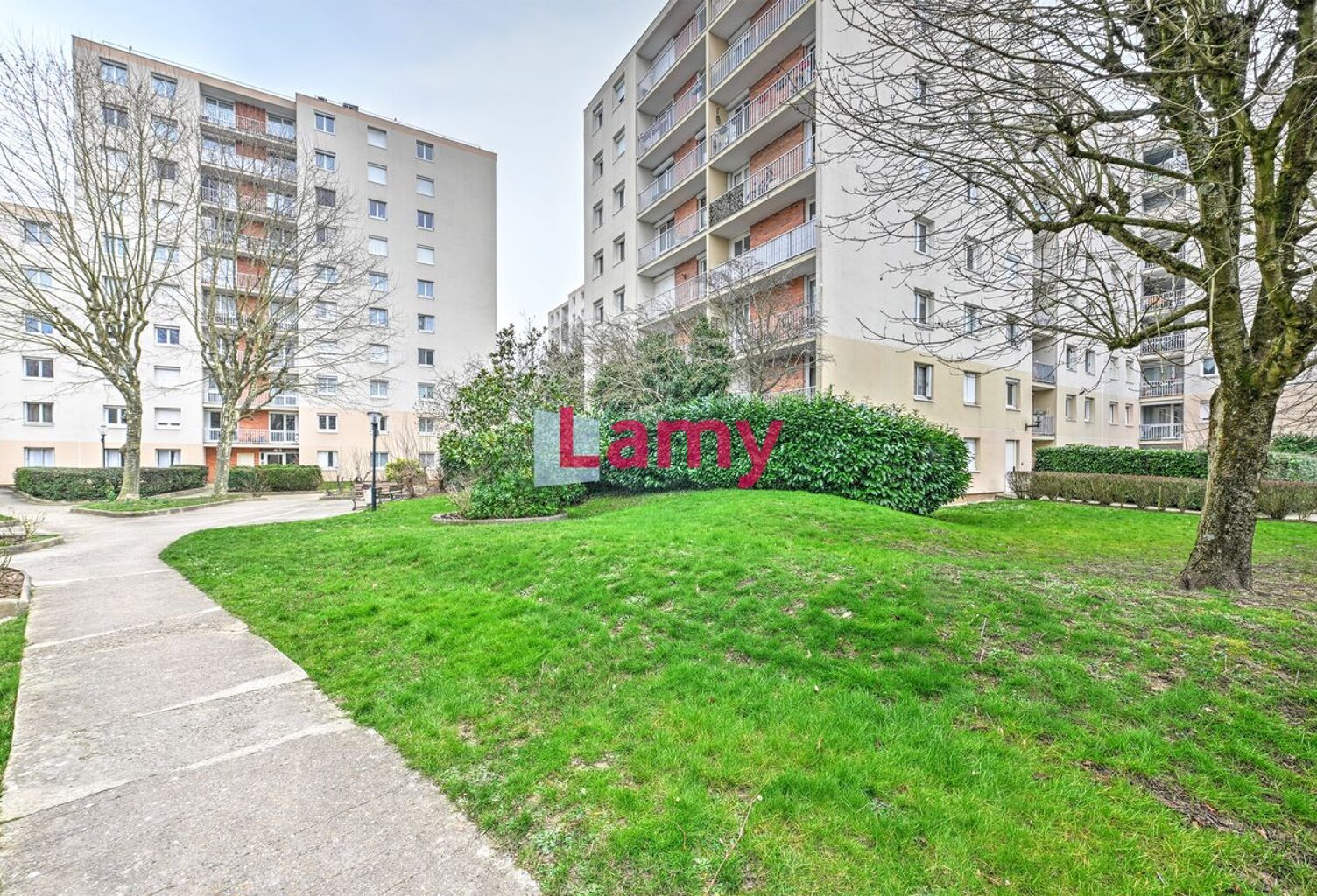 Appartement + Parking + Parking — photo 1