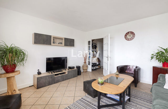 Lumineux 5 pièces de 96 m² refait à neuf avec 4 ch — photo 3