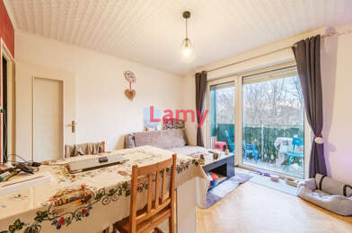 Appartement 3 pièces 73500 €