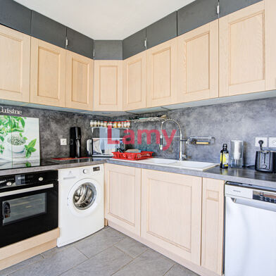 Appartement 4 pièces 209000 €