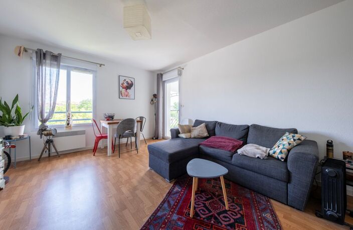 Appartement T2 avec balcon et garage — photo 3