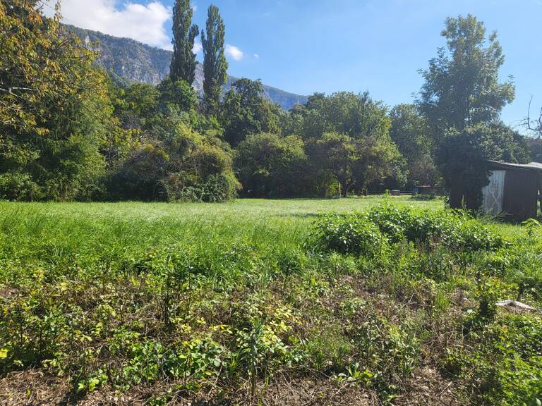 TERRAIN A BATIR AVEC VUE DEGAGEE — photo 1