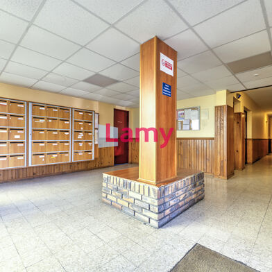 Appartement 1 pièces 99000 €