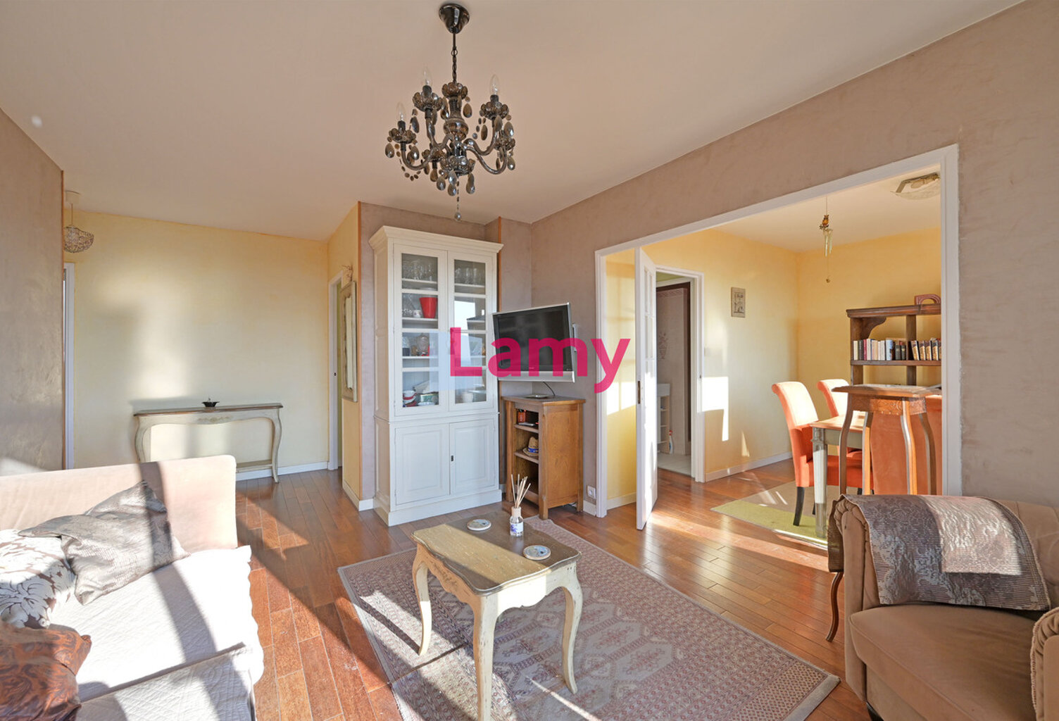 Annexe + Appartement + Parking — photo 1