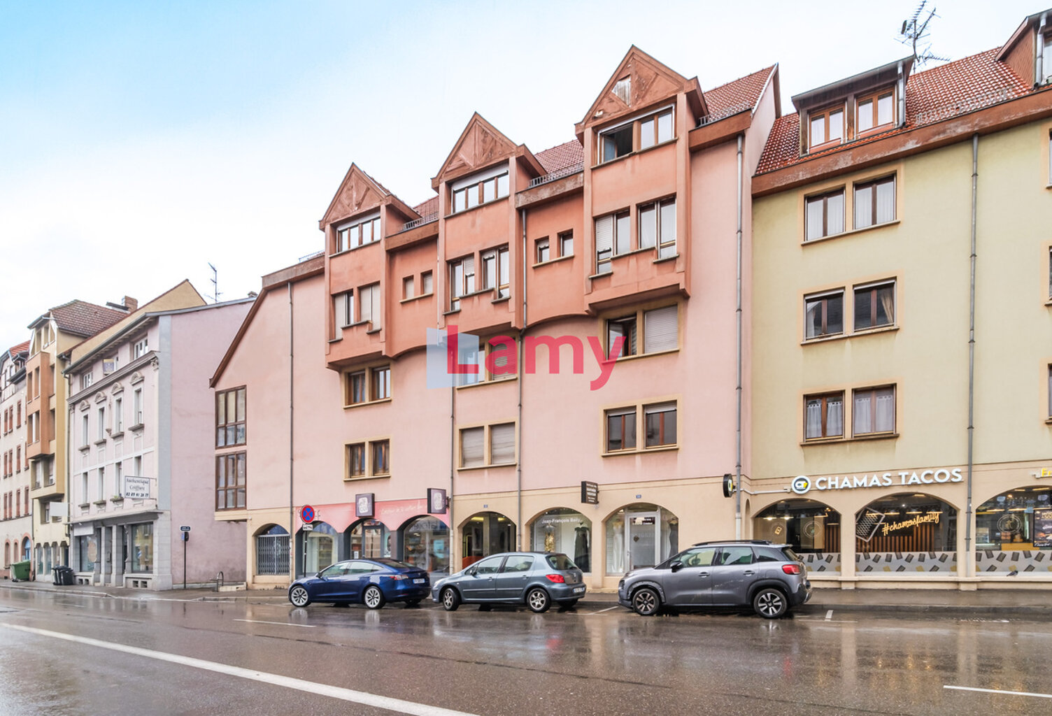 F2 au centre-ville de COLMAR — photo 1