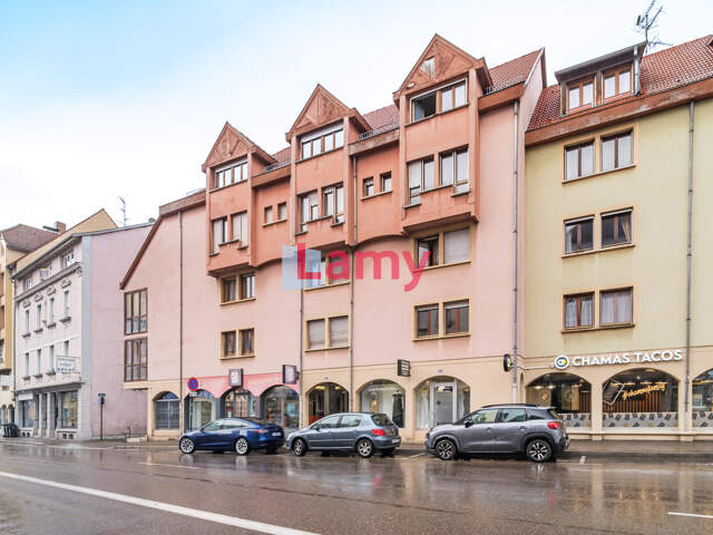 F2 au centre-ville de COLMAR — photo du bien