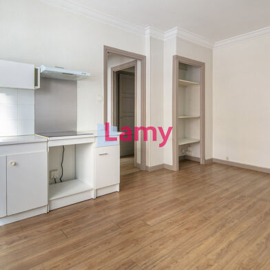 Appartement 3 pièces 146000 €