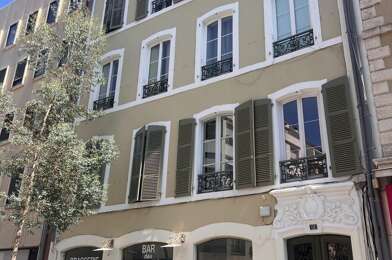 Commerce 7 pièces 240500 €