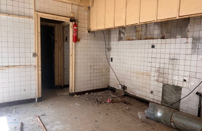 Local commercial + Appartement T2 — photo 3