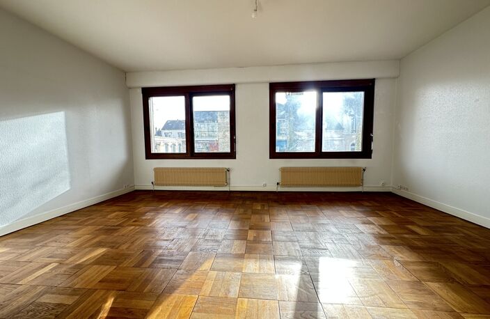 Parking + Appartement + Annexe — photo 2