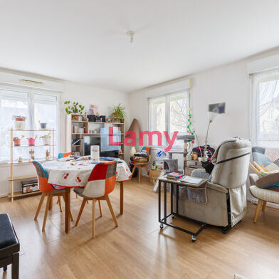 Appartement 3 pièces 74000 €