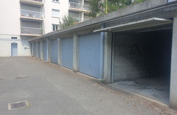 Garage Simple — photo 3