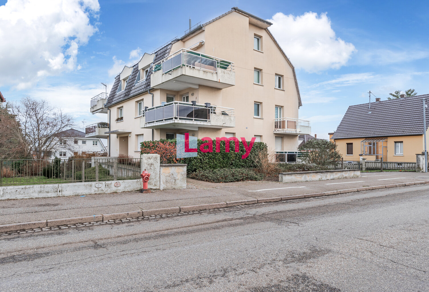 Parking + Parking + Appartement + Annexe — photo 1