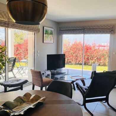 Appartement 4 pièces 369000 €