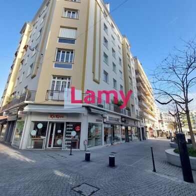 Appartement 5 pièces 185000 €