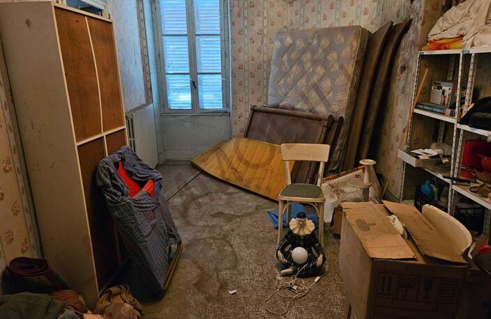 MAISON DE VILLAGE FACE RIVIERE YONNE 2H DE PARIS — photo 5