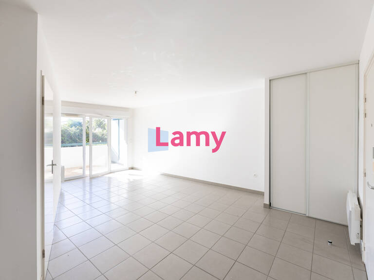 Grand Appartement T2 + Cellier + Parking — photo 1