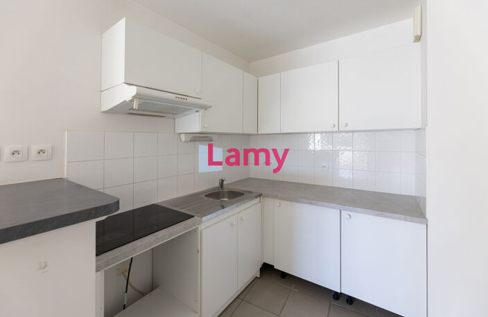 Grand Appartement T2 + Cellier + Parking — photo 2