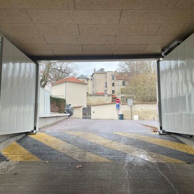 Garage  17000 €