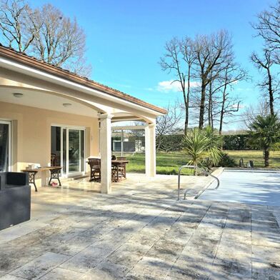 Maison 5 pièces 349500 €