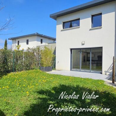 Maison 4 pièces 245000 €