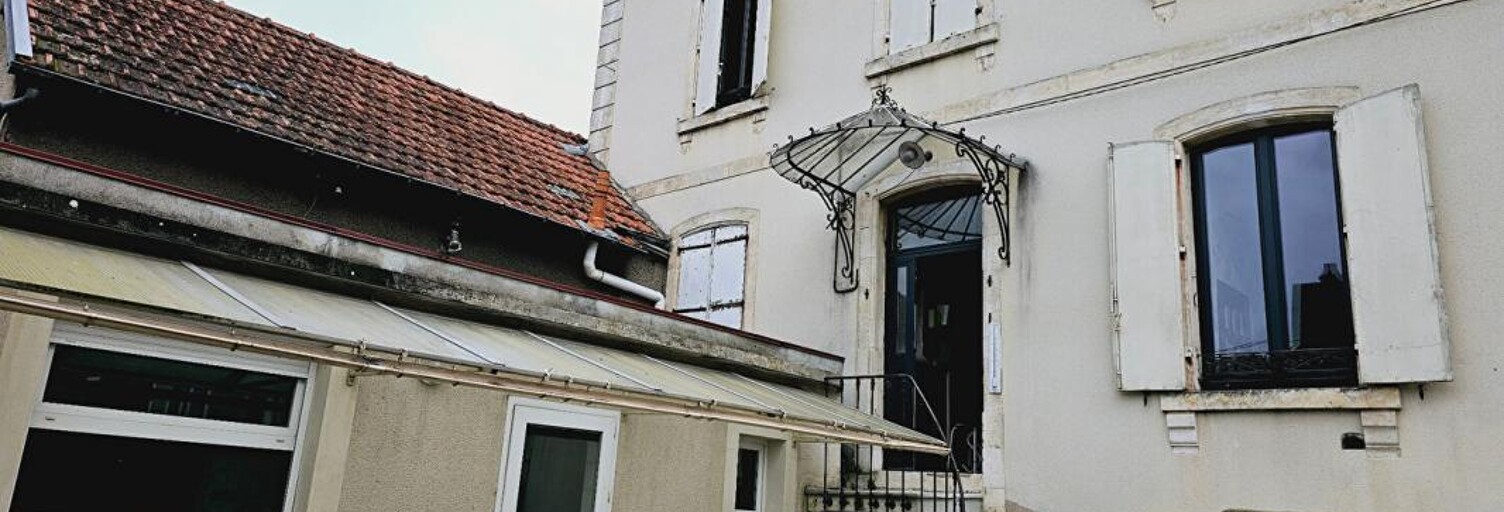 Maison 9 Pièces 285 m² à vendre à Saint-Doulchard (18230)