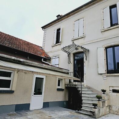 Maison 9 pièces 229600 €