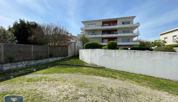 Parking  à louer Royan 17200