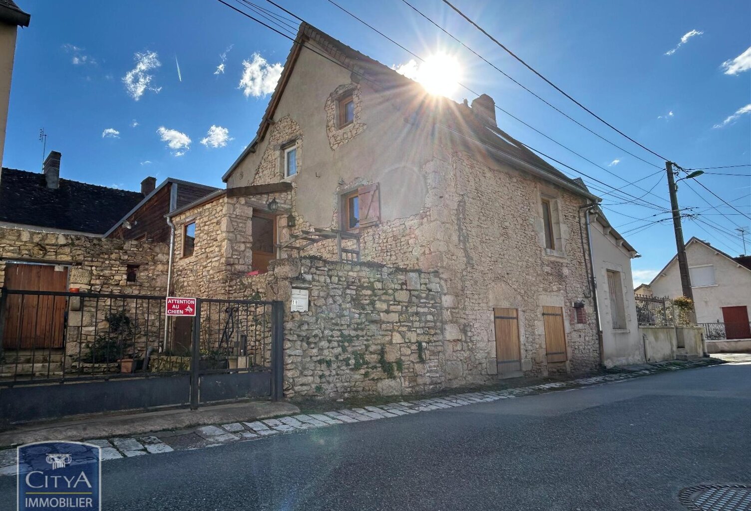 Vente maison 4 pièces 80 m² Ruffec (36300) — photo 1
