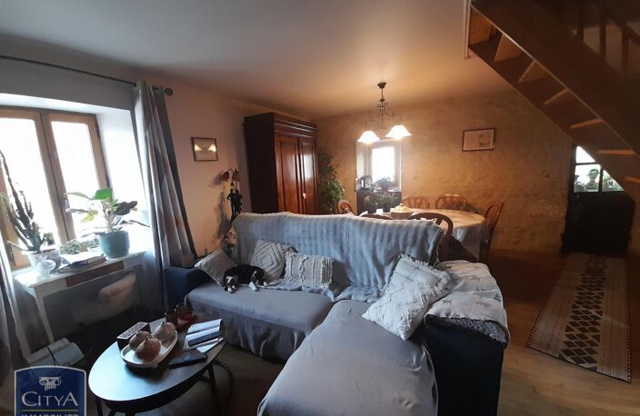 Vente maison 4 pièces 80 m² Ruffec (36300) — photo 2
