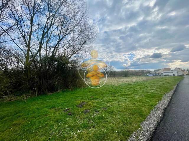 Terrai à bâtir TRAVECY — photo du bien