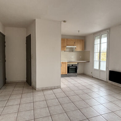 Appartement 10 pièces 309750 €